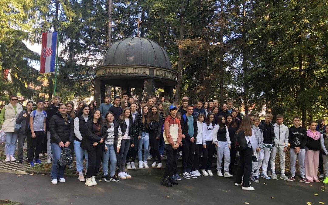 Tragovima Domovinskog rata – učenici osmih razreda u zapadnoj Slavoniji