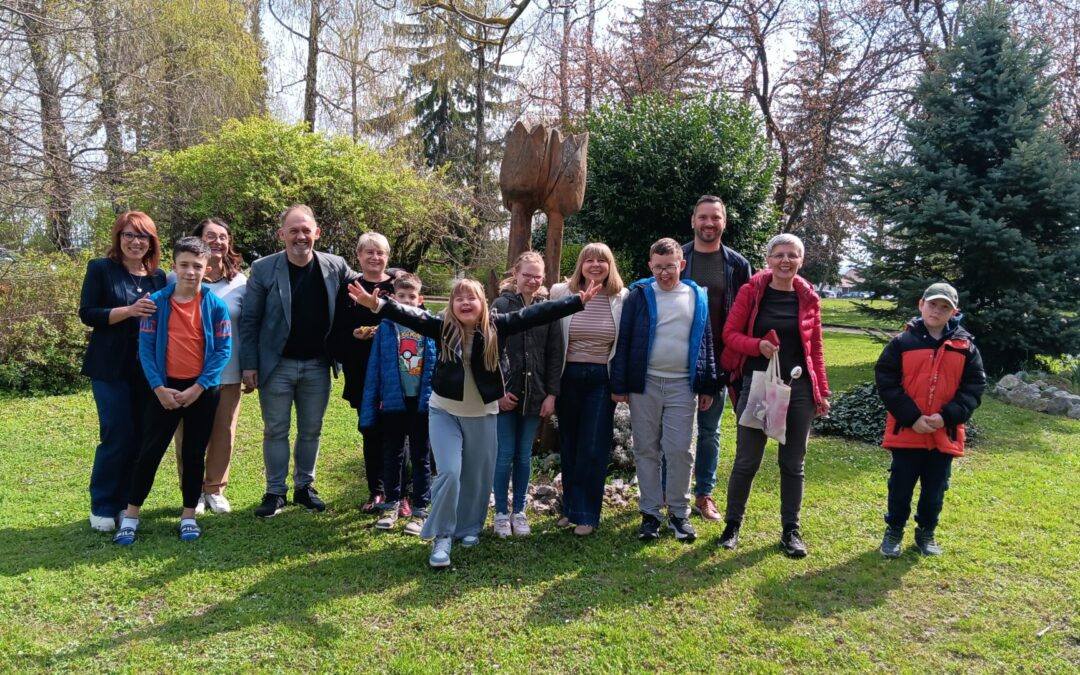 Veselo druženje u sklopu projekta “Pružimo ruku”